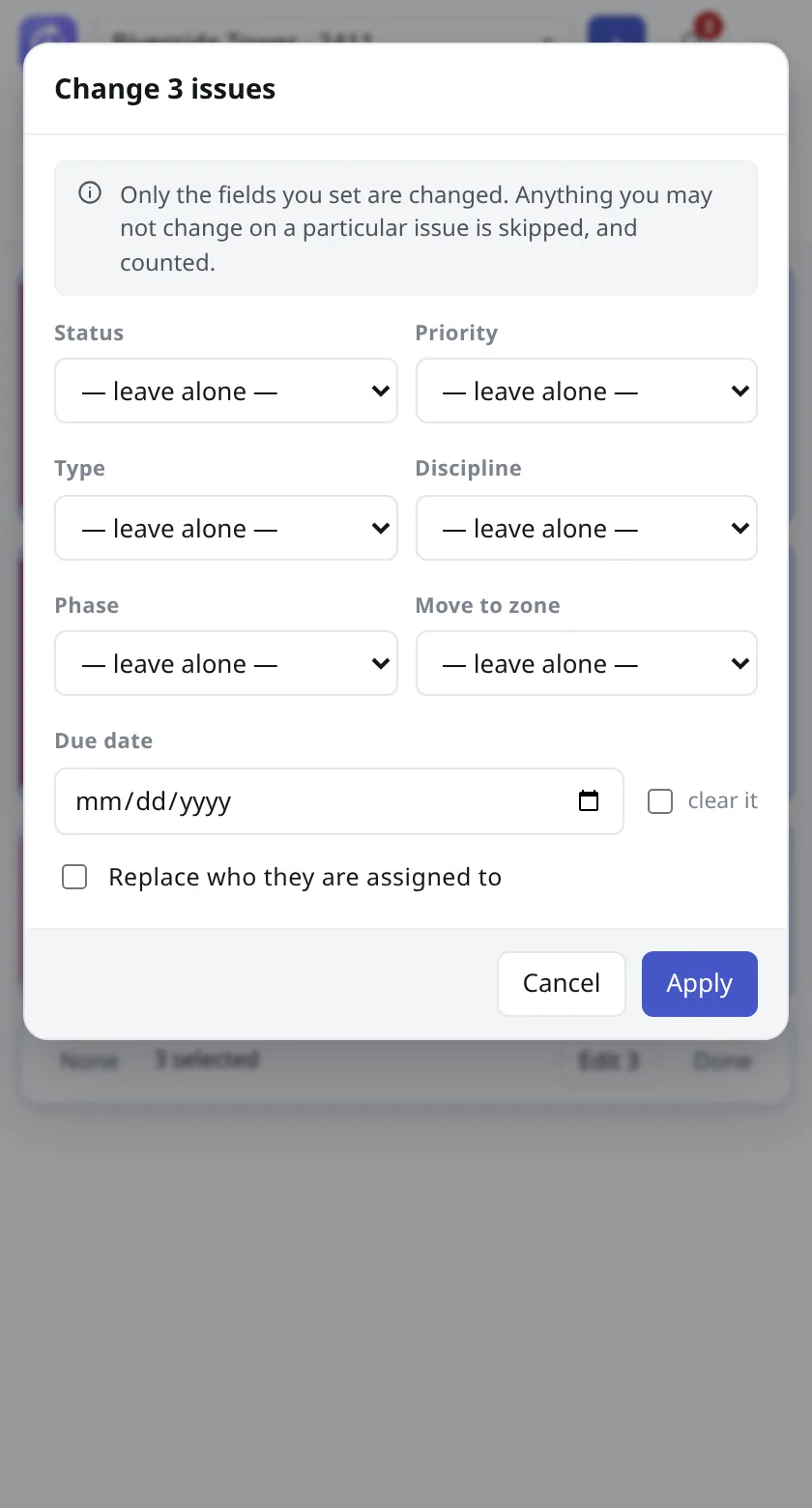 The sheet for changing several Issues, with fields set to leave alone and an Apply button.